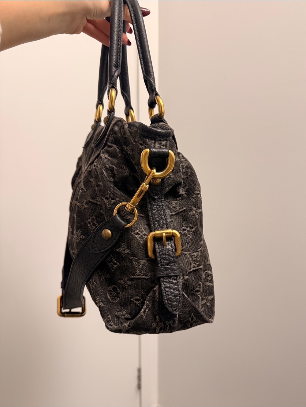 Vintage 2007 Louis Vuitton Neo Cabby MM Black Denim with Gold Hardware - Picture 5 of 10